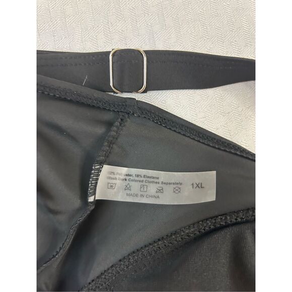 Shade N shore 36DD ribbed black swim racerback top - Picture 8 of 8